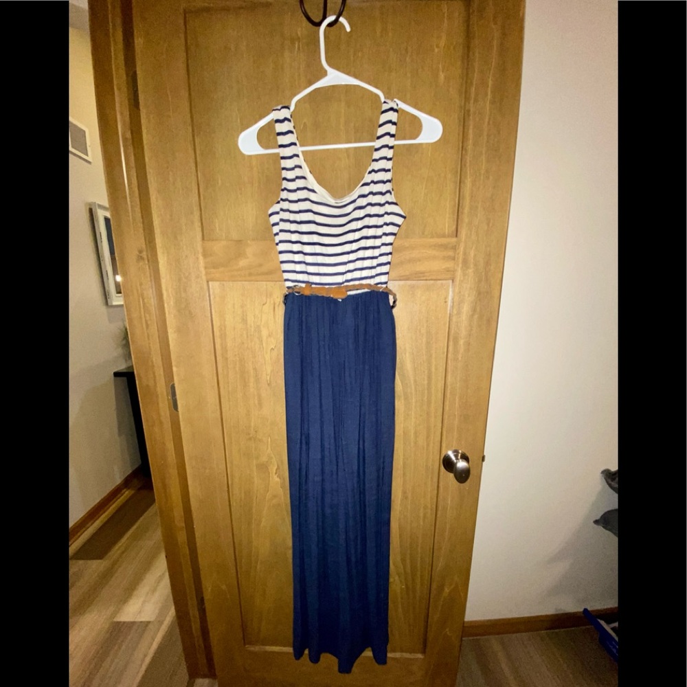 New with tags XS Lily Rose dress